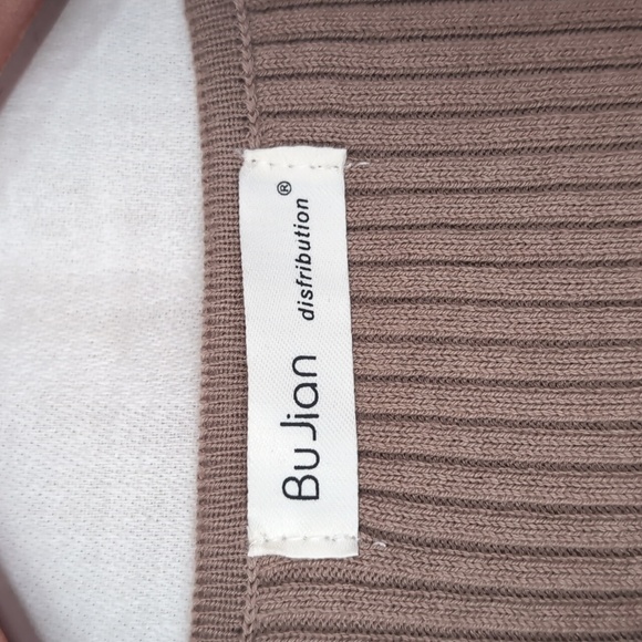 Bu Jian Tan Asymmetrical Button Cardigan Size Small - Picture 2 of 4